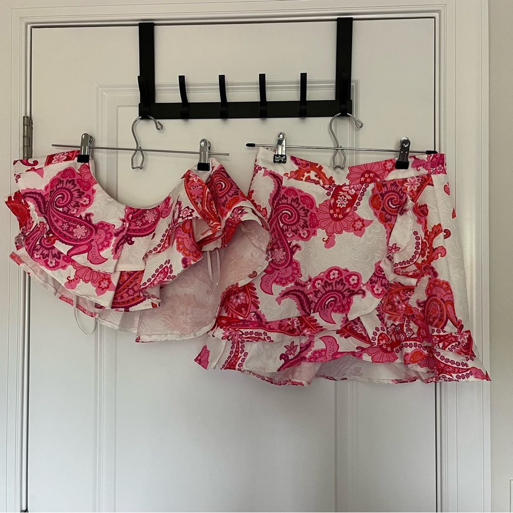 SHEIN Two Piece Small Ruffled Pink and Orange Paisley Pattern Skirt Set